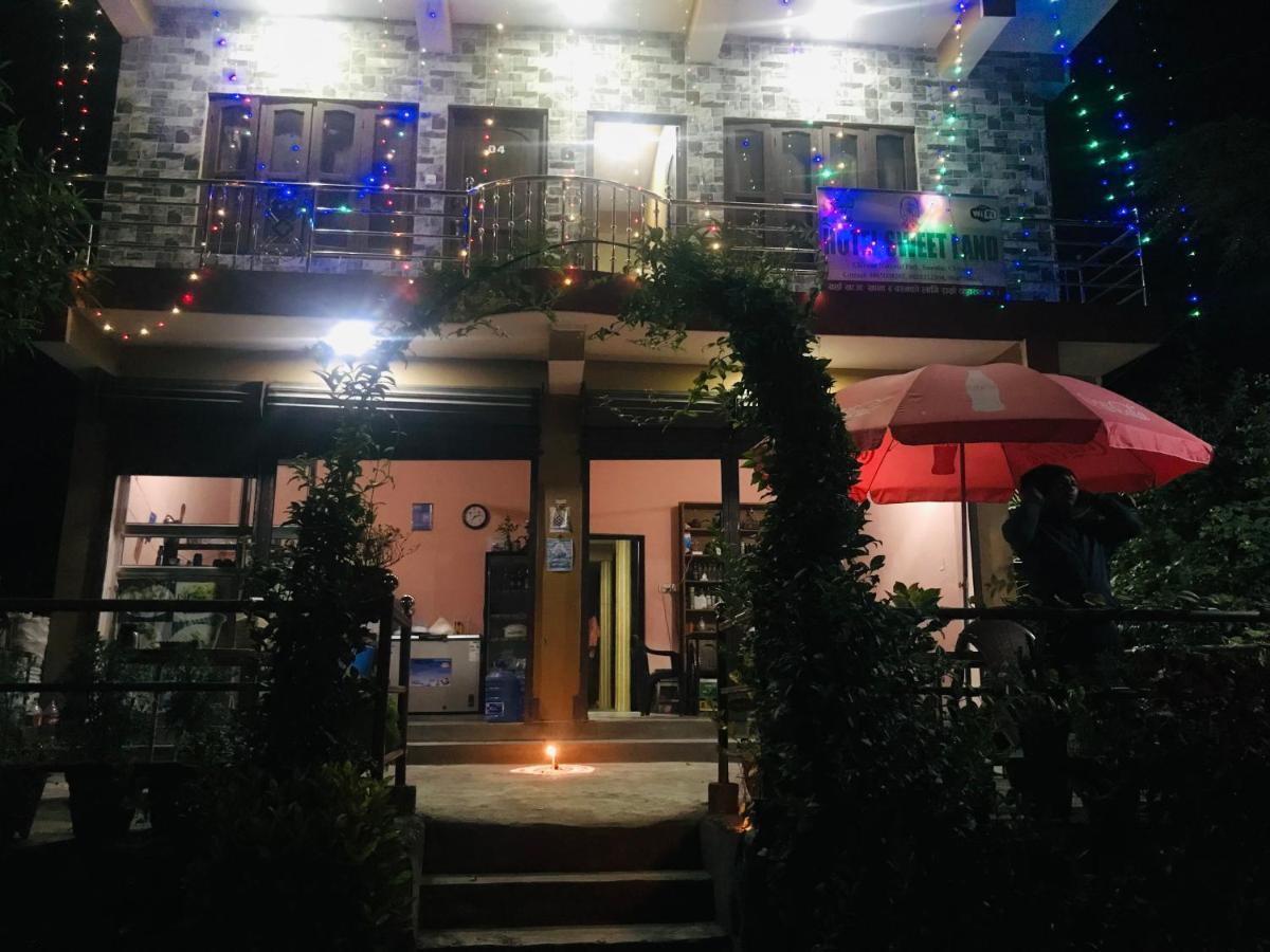Hotel Sweetland سوراها المظهر الخارجي الصورة