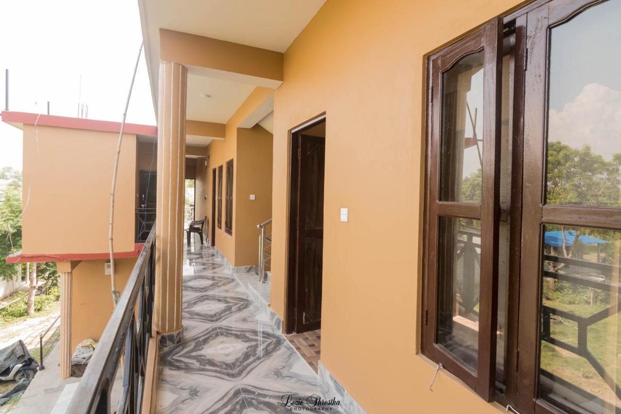 Hotel Sweetland سوراها المظهر الخارجي الصورة